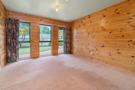 Photo of property in 70 Grand Vue Road, Kawaha Point, Rotorua, 3010