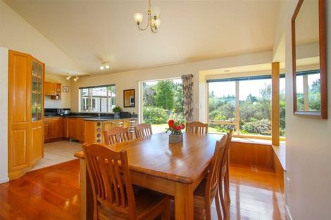 Photo of property in 47 Pinetone Road, Kumeu, 0892