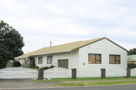 Photo of property in 212 Chartwell Avenue, Whangamata, 3620