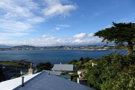 Photo of property in 9 Hungerford Road, Lyall Bay, Wellington, 6022