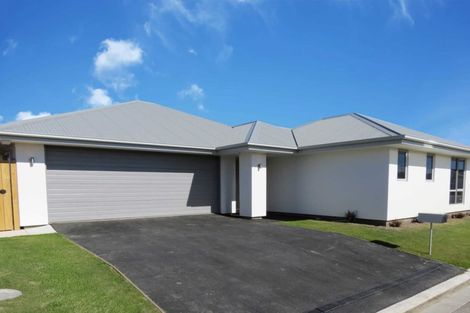 Photo of property in 5 Nancorne Lane, Halswell, Christchurch, 8025