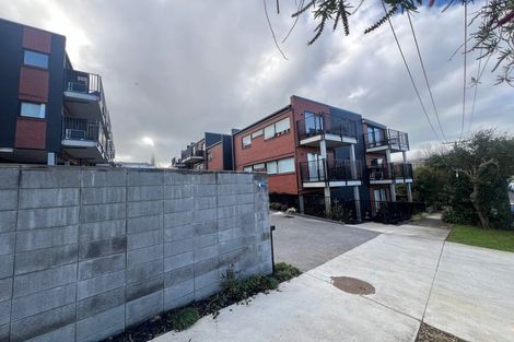 Photo of property in 7/2g Castledine Crescent, Glen Innes, Auckland, 1072