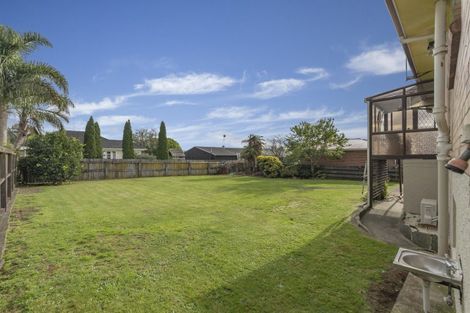 Photo of property in 10 Renwick Street, Papakura, 2110