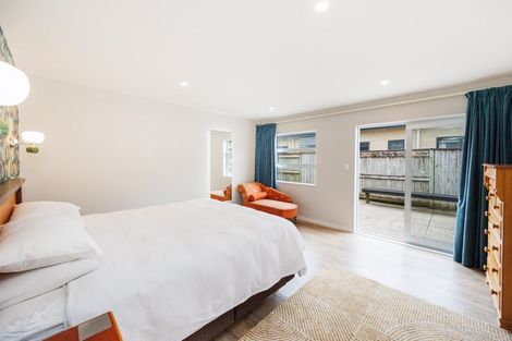 Photo of property in 2 Chestnut Close, Kelvin Grove, Palmerston North, 4414