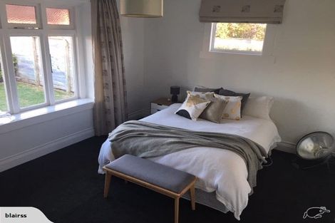 Photo of property in 76 Paynters Avenue, Strandon, New Plymouth, 4312