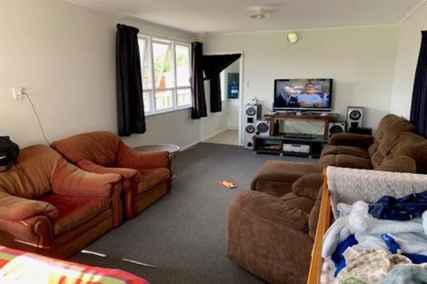Photo of property in 24 Windmill Road, Pukekohe, 2120