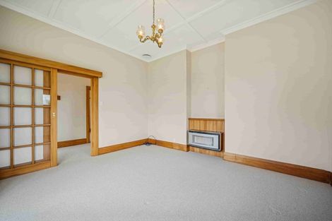 Photo of property in 32 Collingwood Street, Waterloo, Lower Hutt, 5011