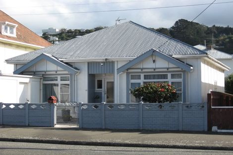 Photo of property in 30 Ross Street, Kilbirnie, Wellington, 6022