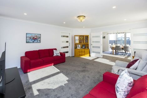 Photo of property in 1 Mawai Hakona Drive, Wallaceville, Upper Hutt, 5018
