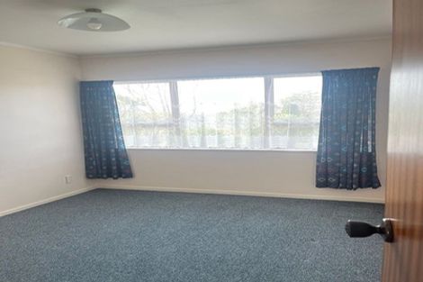 Photo of property in 1/31 Marlborough Avenue, Glenfield, Auckland, 0629