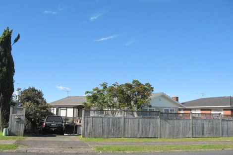 Photo of property in 29 La Trobe Street, Pakuranga Heights, Auckland, 2010