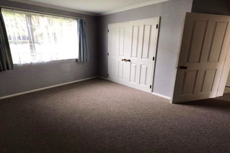Photo of property in 8a Busby Place, Awapuni, Palmerston North, 4412
