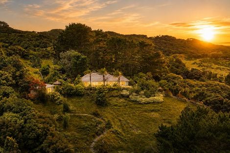 Photo of property in 789 Wilson Road, South Head, 0874