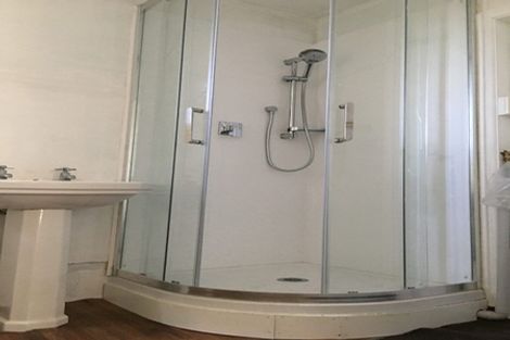 Photo of property in 132 Blockhouse Bay Road, Avondale, Auckland, 1026