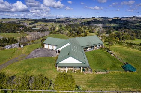 Photo of property in 91 Trig Road, Whitford, Howick, 2571
