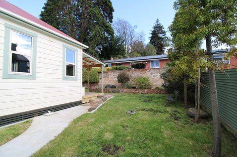 Photo of property in 2 Fernhill Street, Dunedin Central, Dunedin, 9016