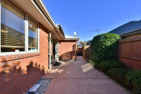 Photo of property in 4/108 Yaldhurst Road, Sockburn, Christchurch, 8042