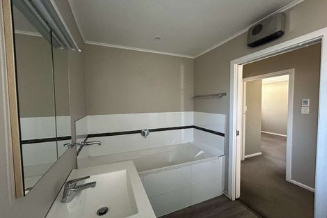 Photo of property in 1/23a Saunders Place, Redwood, Christchurch, 8051