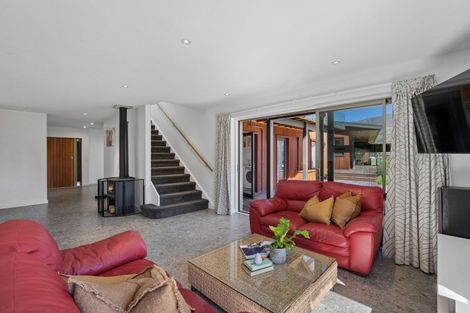 Photo of property in 314 Beacon Point Road, Wanaka, 9305