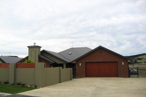 Photo of property in 42 Holyport Close, Fairfield, Dunedin, 9018