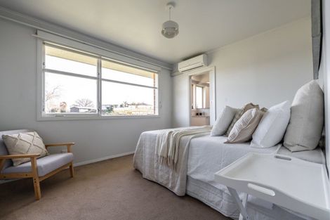 Photo of property in 3 Frame Street, Leamington, Cambridge, 3432