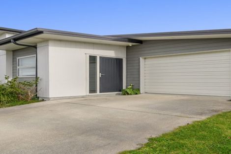 Photo of property in 18a Komata Crescent, Papamoa Beach, Papamoa, 3118