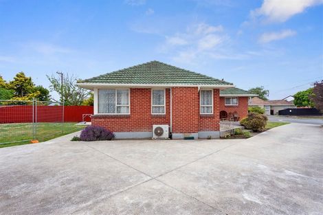 Photo of property in 32 Ontario Place, Wainoni, Christchurch, 8061