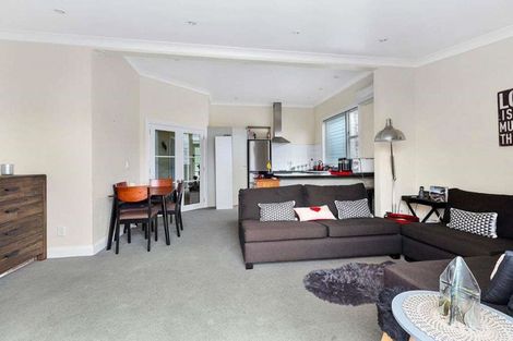 Photo of property in 57 Childers Terrace, Kilbirnie, Wellington, 6022