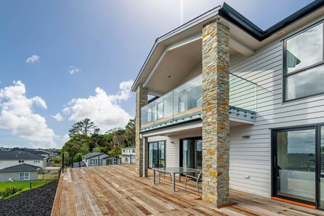 Photo of property in 2 Anehu Place, Greenhithe, Auckland, 0632