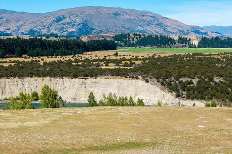 Photo of property in 124 Horseshoe Bend Drive, Albert Town, Wanaka, 9382