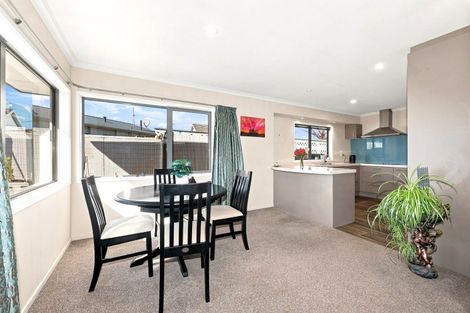 Photo of property in 2/95 Ascot Avenue, North New Brighton, Christchurch, 8083