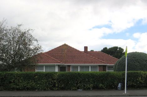 Photo of property in 7 West Coast Road, Glen Eden, Auckland, 0602