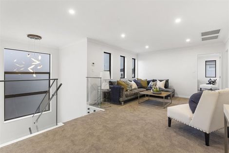 Photo of property in 7 Kina Place, Long Bay, Auckland, 0630