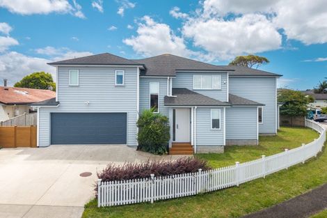Photo of property in 10 Hedge Row, Sunnyhills, Auckland, 2010