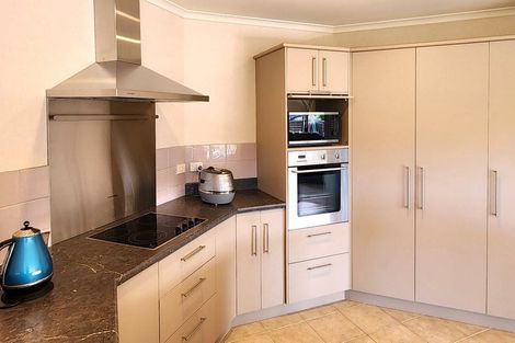 Photo of property in 47 William Gamble Drive, Greenhithe, Auckland, 0632