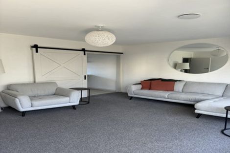 Photo of property in 2/32 Mona Vale Avenue, Riccarton, Christchurch, 8011