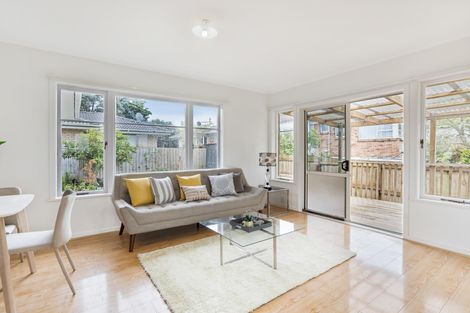 Photo of property in 5c Mountain Road, Mount Wellington, Auckland, 1072