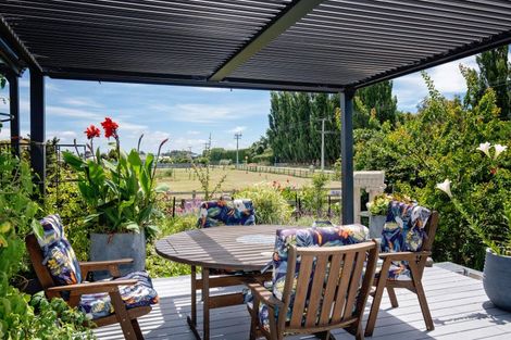 Photo of property in 104 Ferry Road, Clive, 4102