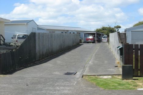 Photo of property in 14a Dungarvon Place, Clendon Park, Auckland, 2103