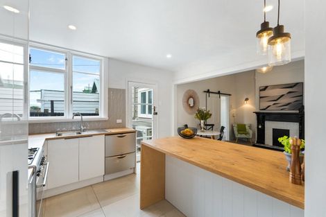 Photo of property in 12 Macbeth Street, Caversham, Dunedin, 9012