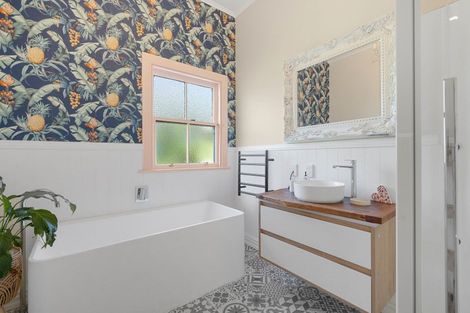 Photo of property in Tarureka, 38 Donald Street, Featherston, 5710