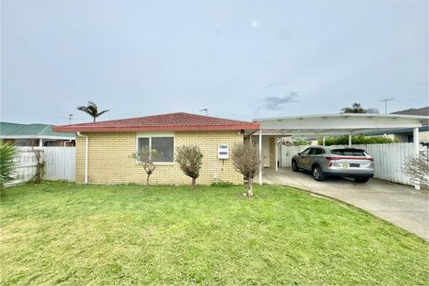 Photo of property in 84 Manuroa Road, Takanini, 2112