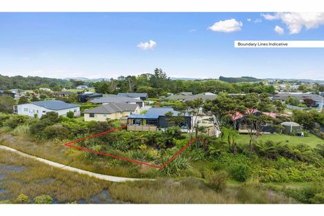 Photo of property in 10 Spinnaker Lane, Mangawhai, 0505