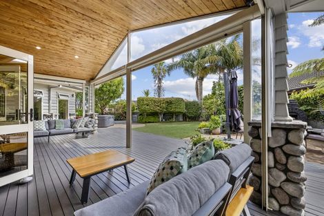 Photo of property in 2 Merlot Place, Rototuna, Hamilton, 3210