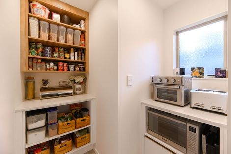 Photo of property in 57b Rangeview Road, Sunnyvale, Auckland, 0612