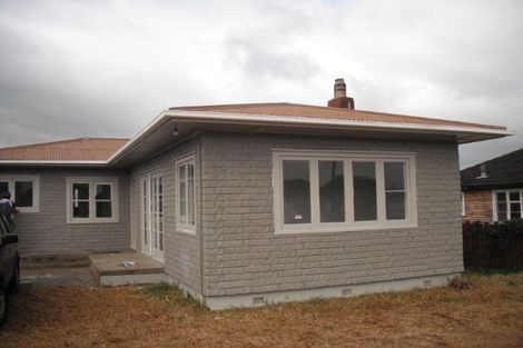 Photo of property in 65 Birdwood Road East, Pukekohe, 2120