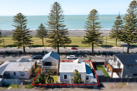 Photo of property in 653 Marine Parade, Napier South, Napier, 4110