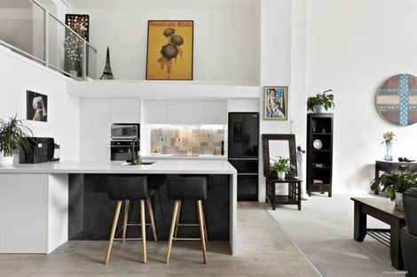 Photo of property in Stadium Garden Flats, 106/107 Thorndon Quay, Pipitea, Wellington, 6011