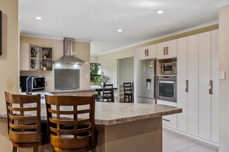 Photo of property in 37 Tawera Road, Mangatainoka, Pahiatua, 4982