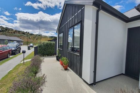 Photo of property in 51a-b Peterley Road, Lower Shotover, Queenstown, 9304